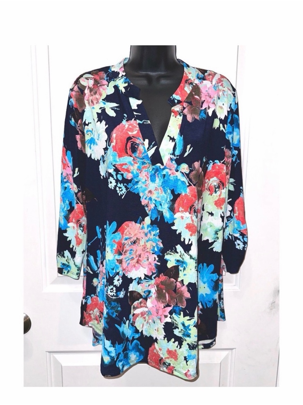 Honeyme Floral V-Neck Navy Women's Tunic Top